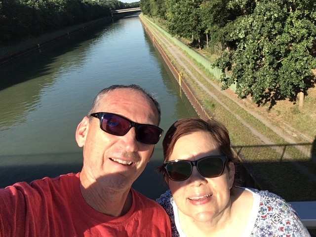 A great bike path along the Middeland Canal